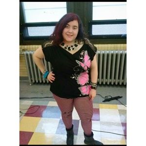 💖Cute black top / pink butterflies Size 2X